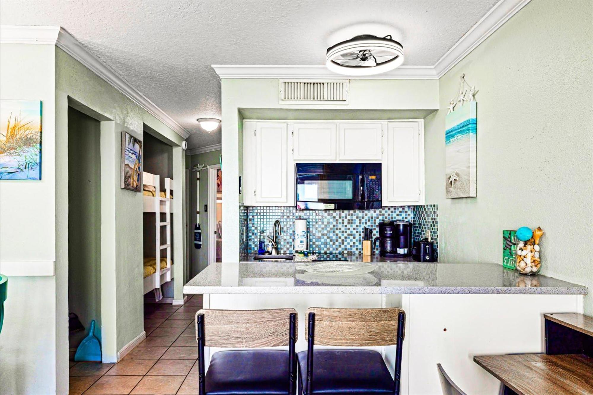 Charming Waterfront Condo Galveston Eksteriør billede